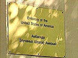 Белоруссия оставляет работать в своем посольстве в США семь человек и рекомендуют США также сократить число своих дипломатов в Минске до семи