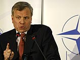 В среду генсек НАТО Яап де Хооп Схеффер заявил в Бухаресте на конференции, организованной Фондом Маршалла, что независимо от того, каким будет решение саммита, альянс подтвердит право Украины и Грузии на членство в этой организации