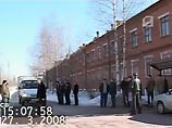 Все горняки шахты "Красная шапочка" поднялись на поверхность Все горняки шахты "Красная шапочка" поднялись на поверхность