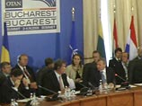 Ющенко отверг возможность размещения на Украине иностранных военных баз, даже если страна войдет в НАТО Ющенко отверг возможность размещения на Украине иностранных военных баз, даже если страна войдет в НАТО