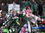 В Златоусте хоронят девочек, погибших от рук маньяка В Златоусте хоронят девочек, погибших от рук маньяка