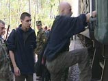 Механизм реализации отработан: милиция постоянно проводит облавы на улицах, отлавливая парней и сдавая их в военкоматы. Ныне эту практику оформили инструктивно, издав 10 сентября 2007 года совместный приказ Минобороны, МВД и ФМС - ловить будут общими усил Механизм реализации отработан: милиция постоянно проводит облавы на улицах, отлавливая парней и сдавая их в военкоматы. Ныне эту практику оформили инструктивно, издав 10 сентября 2007 года совместный приказ Минобороны, МВД и ФМС - ловить будут общими усил