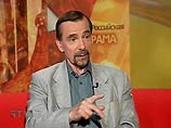 Oстается непонятным, за что же преследовали распространявшего эти пленки правозащитника Льва Пономарева, против которого возбудили уголовное дело Oстается непонятным, за что же преследовали распространявшего эти пленки правозащитника Льва Пономарева, против которого возбудили уголовное дело
