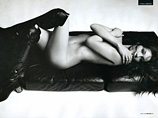 Месяц назад в британской версии мужского журнала GQ были опубликованы три эротические фотографии первой леди Франции, под общим названием "Поверенная в делах Саркози"
