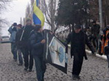 В Крыму "Студенческое братство" начало пикетировать штаб Черноморского флота РФ В Крыму "Студенческое братство" начало пикетировать штаб Черноморского флота РФ