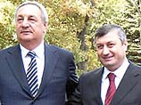 В Сухуми встретились лидеры Абхазии и Южной Осетии В Сухуми встретились лидеры Абхазии и Южной Осетии