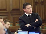 Латвия обнаружила, что напрасно выслала российского дипломата: он не шпион, просто пил водку с латышами Латвия обнаружила, что напрасно выслала российского дипломата: он не шпион, просто пил водку с латышами