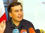 Президент Грузии Михаил Саакашвили потребовал в четверг на заседании правительства от руководства России пересмотреть все принятые решения, направленные на нарушение суверенитета и территориальной целостности Грузии