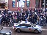 В Москве продолжаются акции против произвола милиции.