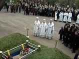 В Москве закрывают Новодевичье кладбище в связи с установкой памятника Ельцину