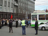В Челябинске пенсионеры перекрыли движение: они против монетизации льгот В Челябинске пенсионеры перекрыли движение: они против монетизации льгот