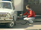 На автозаправочных станциях Владивостока две недели назад резко подорожал бензин. Рост цен на разные категории топлива составили от 1,5 до 3 рублей за литр
