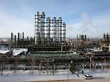 СИБУР уходит частным лицам: топ-менеджеры компании выкупили контрольный пакет у "Газпромбанка"