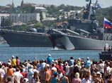 Парад 11 мая посвящен 225-й годовщине основания Черноморского флота Парад 11 мая посвящен 225-й годовщине основания Черноморского флота