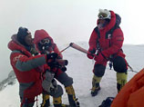 Олимпийский огонь впервые в истории зажжен на Эвересте