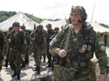 Численность российских миротворческих сил в зоне грузино-абхазского конфликта составляет около 2,5 тысяч военнослужащих, однако в случае дальнейшего обострения обстановки их количество может быть увеличено до предельно допустимой численности - 3 тысяч чел Численность российских миротворческих сил в зоне грузино-абхазского конфликта составляет около 2,5 тысяч военнослужащих, однако в случае дальнейшего обострения обстановки их количество может быть увеличено до предельно допустимой численности - 3 тысяч чел