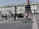 "Голый велосипедист" из Санкт-Петербурга получил 15 суток ареста за административное нарушение 