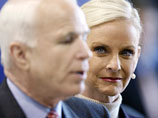 Жена кандидата в президенты США от республиканцев Джона Маккейна Синди Маккейн отказывается раскрывать свои доходы