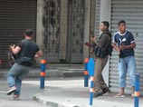 В городе Триполи на севере Ливана произошли новые столкновения между боевиками группировки "Хизбаллах" и сторонниками правительства страны