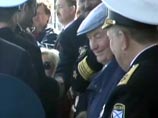 Россия будет решать вопрос государственной принадлежности Севастополя в пользу своего "государственного права", заявил мэр Москвы Юрий Лужков в воскресенье, выступая в Севастополе на открытии концерта, посвященного 225-летию Черноморского флота РФ Россия будет решать вопрос государственной принадлежности Севастополя в пользу своего "государственного права", заявил мэр Москвы Юрий Лужков в воскресенье, выступая в Севастополе на открытии концерта, посвященного 225-летию Черноморского флота РФ