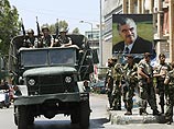 Последние несколько дней в Бейруте и других городах и районах страны происходят столкновения между вооруженными представителями проправительственных сил и оппозиции во главе с движением "Хезболлах".