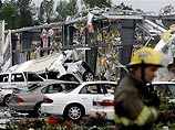 В США растет число жертв бурь и торнадо, пронесшихся над тремя центральными штатами В США растет число жертв бурь и торнадо, пронесшихся над тремя центральными штатами