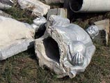 В селе Между-Камыш Ключеского района Алтайского края местные власти распорядились к 9 мая снести памятник погибшим в Великой Отечественной войне В селе Между-Камыш Ключеского района Алтайского края местные власти распорядились к 9 мая снести памятник погибшим в Великой Отечественной войне