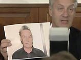 Австрийского маньяка Фрицля осмотрели психиатры: он "заигрался в Бога" Австрийского маньяка Фрицля осмотрели психиатры: он "заигрался в Бога"