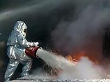 В Хабаровске горят склады лакокрасочных материалов, пострадал один человек