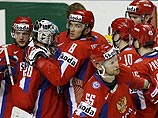 Сборная России в среду вышла в полуфинал проходящего в Канаде чемпионата мира по хоккею, разгромив со счетом 6:0 (3:0, 3:0, 0:0) команду Швейцарии