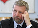 Белорусская милиция не дала Милинкевичу выпить святой воды: акция была несанкционирована
