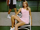 На опустевший теннисный трон в понедельник взойдет Мария Шарапова