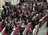 Ющенко пытался выступить в парламенте с посланием к депутатам ещё с февраля. Но из-за нестабильной ситуации в Раде сделать это ему никак не удавалось