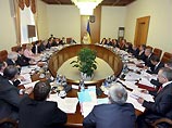 Законом предусмотрено, что Кабинет министров Украины (правительство Украины) является высшим органом в системе органов исполнительной власти и осуществляет исполнительную власть 
