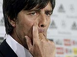 Тренер Германии пригласил в сборную трех футболистов из второй Бундеслиги Тренер Германии пригласил в сборную трех футболистов из второй Бундеслиги