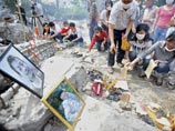 Число погибших при землетрясении в Сычуане превысило 40 тысяч. Китай ищет двух панд