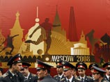 В Москву на Лигу чемпионов прибыли десятки тысяч иностранных болельщиков. Столица готовится к противостоянию