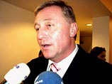 Премьер-министр Чехии Мирек Тополанек: Правительство Чехии в среду официально одобрило чешско-американское соглашение о строительстве радарной станции в рамках системы противоракетной обороны США Премьер-министр Чехии Мирек Тополанек: Правительство Чехии в среду официально одобрило чешско-американское соглашение о строительстве радарной станции в рамках системы противоракетной обороны США