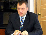 Губернатора Амурской области Колесова окружают "уголовники", он переезжает в суд