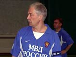 Спикер Госдумы Борис Грызлов, находясь под впечатлением от последних громких побед отечественных спортсменов и в предвкушении битв на ЕВРО-2008, написал й футбольный марш под названием "Россия, вперед! Настал наш черед!" Спикер Госдумы Борис Грызлов, находясь под впечатлением от последних громких побед отечественных спортсменов и в предвкушении битв на ЕВРО-2008, написал й футбольный марш под названием "Россия, вперед! Настал наш черед!"