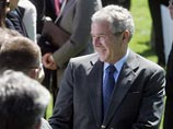 Президент Джордж Буш теперь помогает Маккейну собирать деньги на предвыборную кампанию
