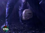 Трое сотрудников вневедомственной охраны пресекли столкновение между молодыми людьми, задержали двоих зачинщиков драки и вызвали дополнительные наряды милиции Трое сотрудников вневедомственной охраны пресекли столкновение между молодыми людьми, задержали двоих зачинщиков драки и вызвали дополнительные наряды милиции