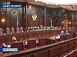 заседание КС проходило в Санкт-Петербурге, куда 21 мая переехал рабочий состав из 60 судей
