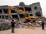 Число жертв землетрясения в Китае достигло 68 тысяч человек. В Китае срочно укрепляют дамбы водохранилищ Число жертв землетрясения в Китае достигло 68 тысяч человек. В Китае срочно укрепляют дамбы водохранилищ