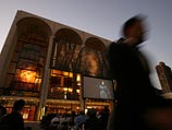 Театр Метрополитен-опера в Нью-Йорке чуть не закрыли из-за нашествия мышей
