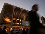 Театр Метрополитен-опера в Нью-Йорке чуть не закрыли из-за нашествия мышей
Театр Метрополитен-опера в Нью-Йорке чуть не закрыли из-за нашествия мышей