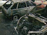 Первый сигнал о поджогах поступил из двора дома №1 по улице Куликовская. На место происшествия немедленно выехали сотрудники милиции, однако задержать поджигателя не удалось Первый сигнал о поджогах поступил из двора дома №1 по улице Куликовская. На место происшествия немедленно выехали сотрудники милиции, однако задержать поджигателя не удалось