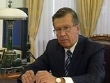 Вслед за главой МЧС "народную любовь" делят первый вице-премьер Виктор Зубков и вице-премьер Сергей Иванов - по 61% каждый