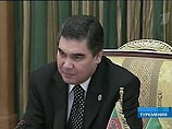 Президент Туркмении запретил жевать насвай - смесь из табака, извести и помета 