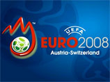 Первый канал и телеканал "Россия" покажут почти все матчи чемпионата Европы по футболу, который пройдет 7-29 июня в Австрии и Швейцарии, в прямом эфире